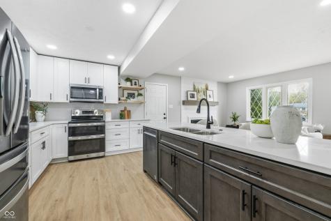 712 E Main Street Carmel IN 46032