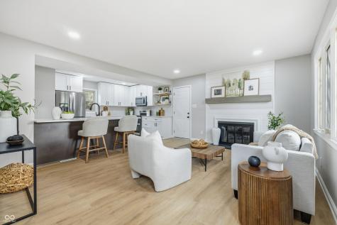 712 E Main Street Carmel IN 46032