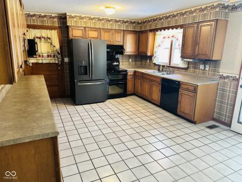 4304 Newport Drive Spencer IN 47460