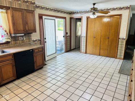 4304 Newport Drive Spencer IN 47460