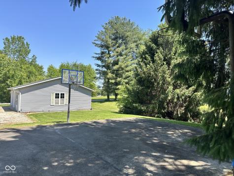 4304 Newport Drive Spencer IN 47460