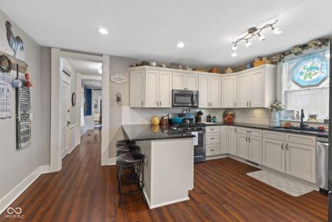 148 S Wayne Street Danville IN 46122