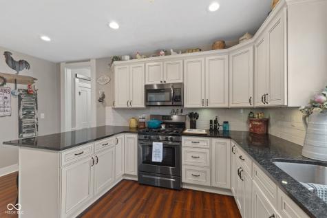 148 S Wayne Street Danville IN 46122