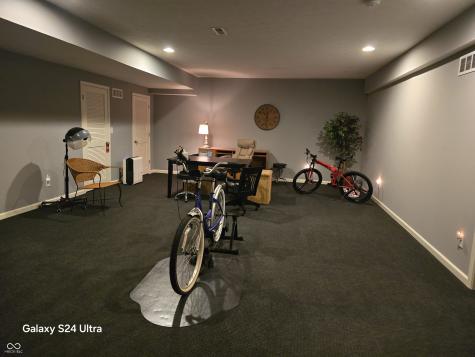 720 Erin Drive Avon IN 46123