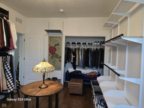 720 Erin Drive Avon IN 46123