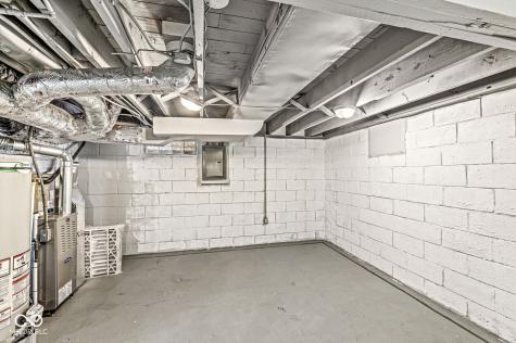 1705 E Kelly Street Indianapolis IN 46203