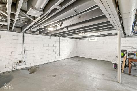 1705 E Kelly Street Indianapolis IN 46203