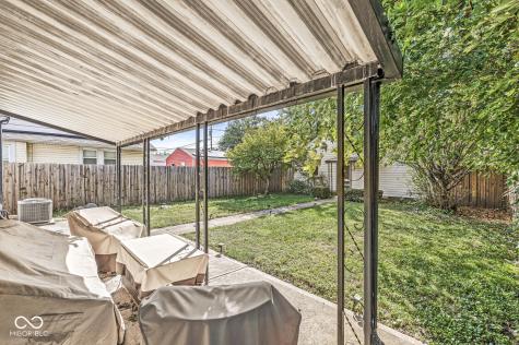 1705 E Kelly Street Indianapolis IN 46203