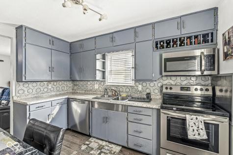 1705 E Kelly Street Indianapolis IN 46203