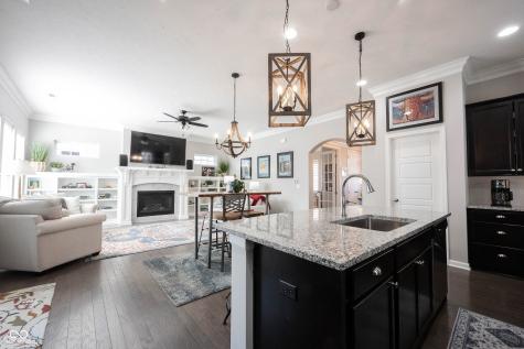 1671 Avondale Drive Westfield IN 46074
