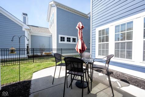 1671 Avondale Drive Westfield IN 46074