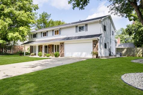 1810 N Brentwood Lane Muncie IN 47304