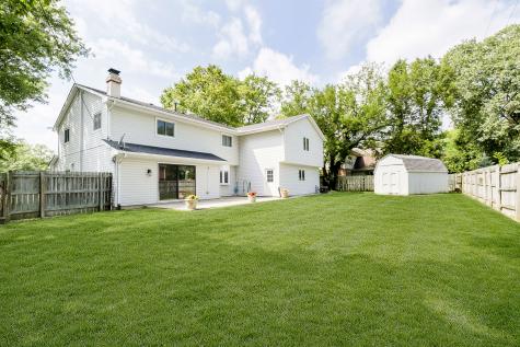 1810 N Brentwood Lane Muncie IN 47304