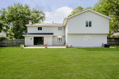 1810 N Brentwood Lane Muncie IN 47304