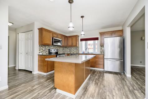 1810 N Brentwood Lane Muncie IN 47304