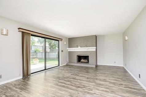 1810 N Brentwood Lane Muncie IN 47304