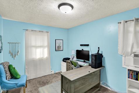 9422 Pearl Street Clarks Hill IN 47930