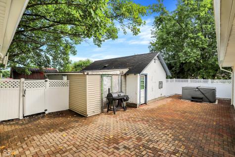 9422 Pearl Street Clarks Hill IN 47930