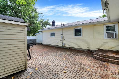 9422 Pearl Street Clarks Hill IN 47930
