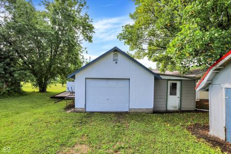 9422 Pearl Street Clarks Hill IN 47930
