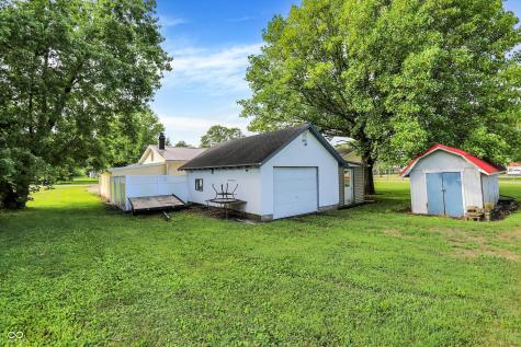9422 Pearl Street Clarks Hill IN 47930