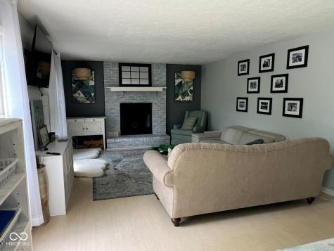 8507 Promontory Road Indianapolis IN 46236