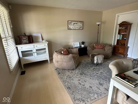 8507 Promontory Road Indianapolis IN 46236