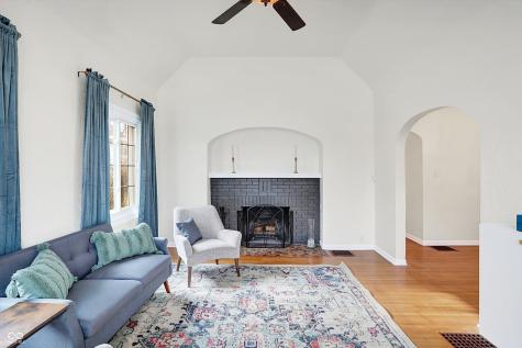 5548 Carrollton Avenue Indianapolis IN 46220