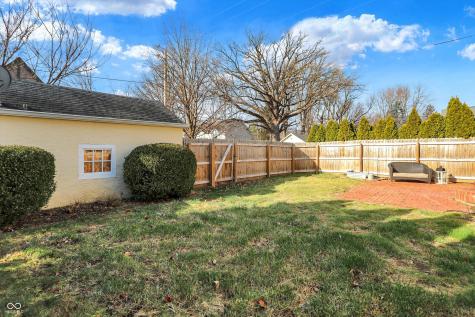 5548 Carrollton Avenue Indianapolis IN 46220
