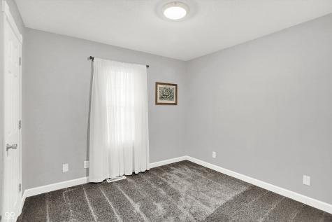 6104 Brandermill Ridge Columbus IN 47203