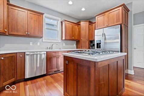 7189 Lockford N Avon IN 46123