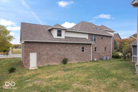 7189 Lockford N Avon IN 46123