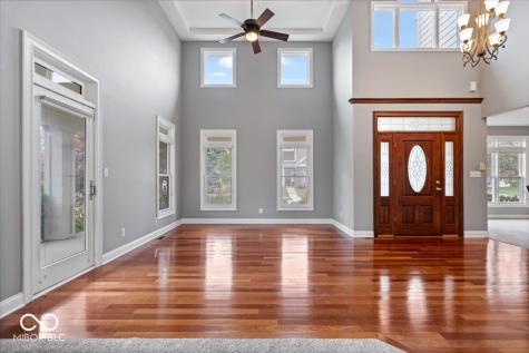 7189 Lockford N Avon IN 46123