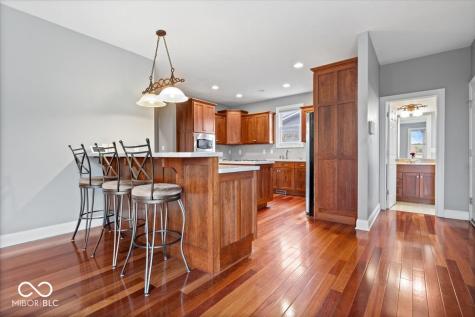 7189 Lockford N Avon IN 46123