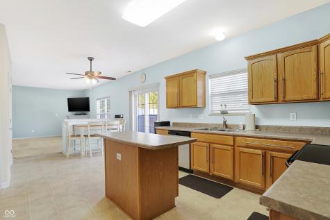 12080 Bears Way Fishers IN 46037