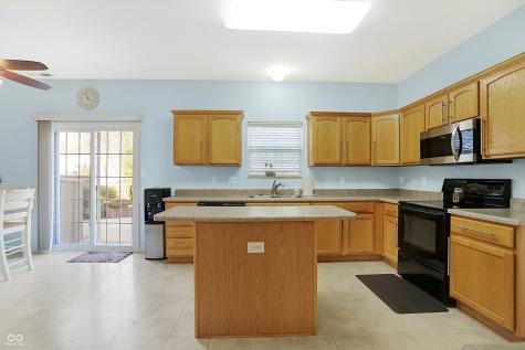 12080 Bears Way Fishers IN 46037