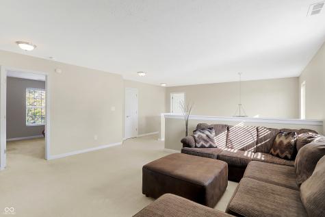 12080 Bears Way Fishers IN 46037