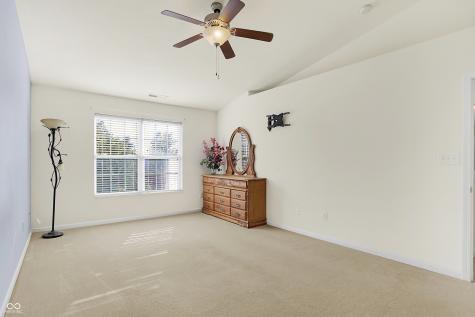 12080 Bears Way Fishers IN 46037
