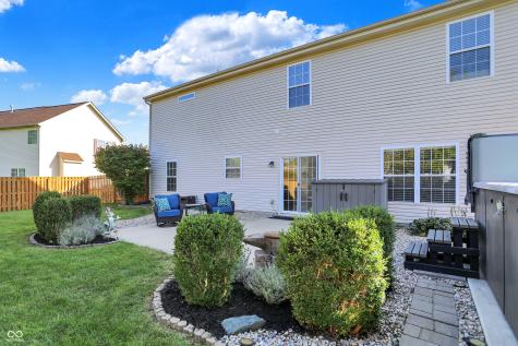12080 Bears Way Fishers IN 46037