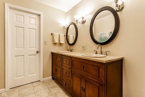 804 Bennett Court Carmel IN 46032