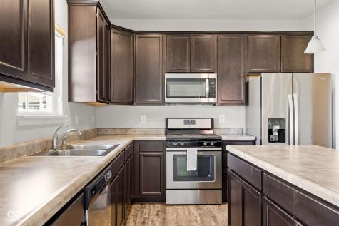 9308 Foudray Circle N Avon IN 46123