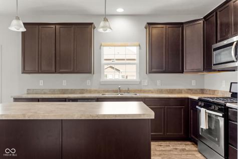 9308 Foudray Circle N Avon IN 46123