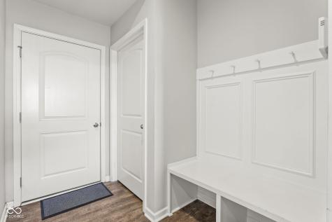 9308 Foudray Circle N Avon IN 46123