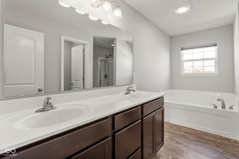 9308 Foudray Circle N Avon IN 46123