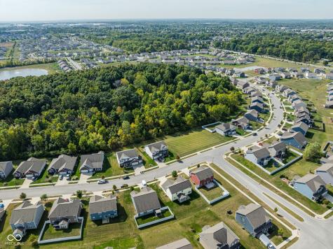 9308 Foudray Circle N Avon IN 46123