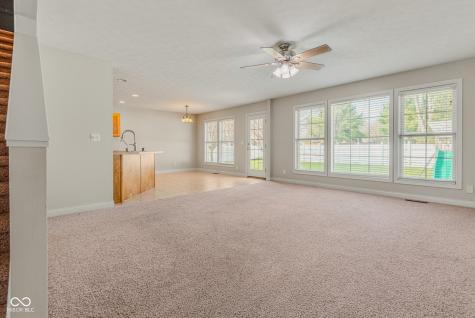 2296 Berkshire Place N Columbus IN 47203