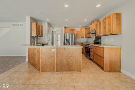 2296 Berkshire Place N Columbus IN 47203