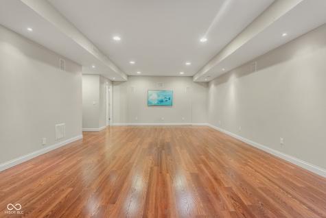 2296 Berkshire Place N Columbus IN 47203