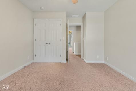 2296 Berkshire Place N Columbus IN 47203
