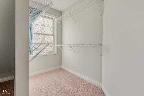 2296 Berkshire Place N Columbus IN 47203